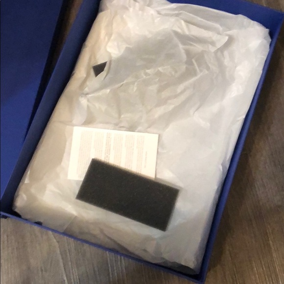 Stuart Weitzman Shoe Box - Picture 3 of 4